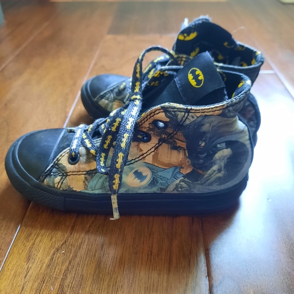 Batman converse - Picture 3 of 6